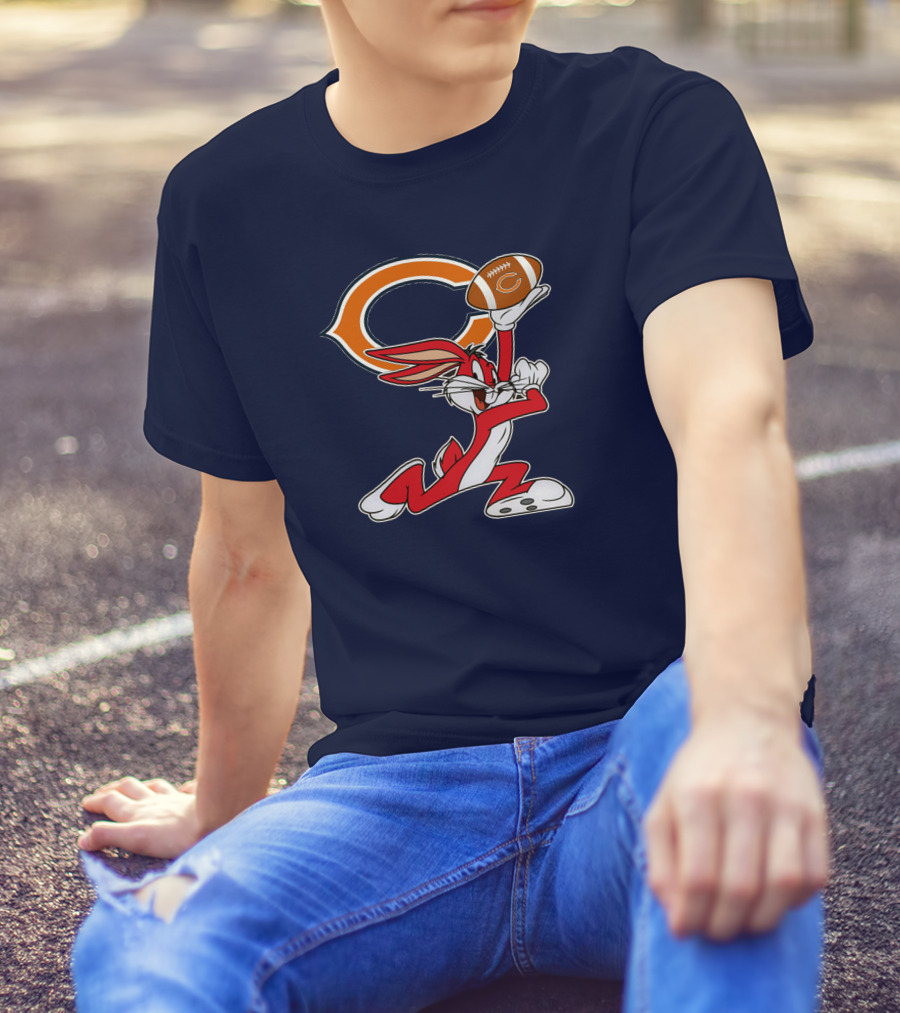 Chicago Bears Bugs Bunny Chiefs Football T-Shirt