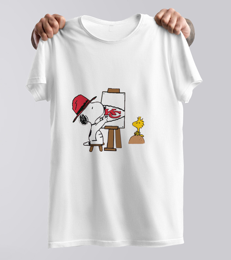 Kansas City Chiefs Painting Snoopy Red Hat Woodstock T-Shirt