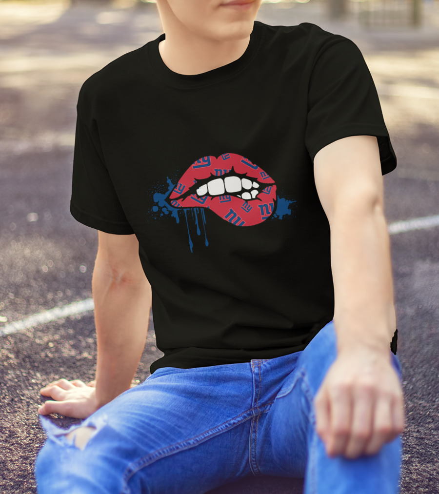New York Giants Dripping Lips Artwork T-Shirt