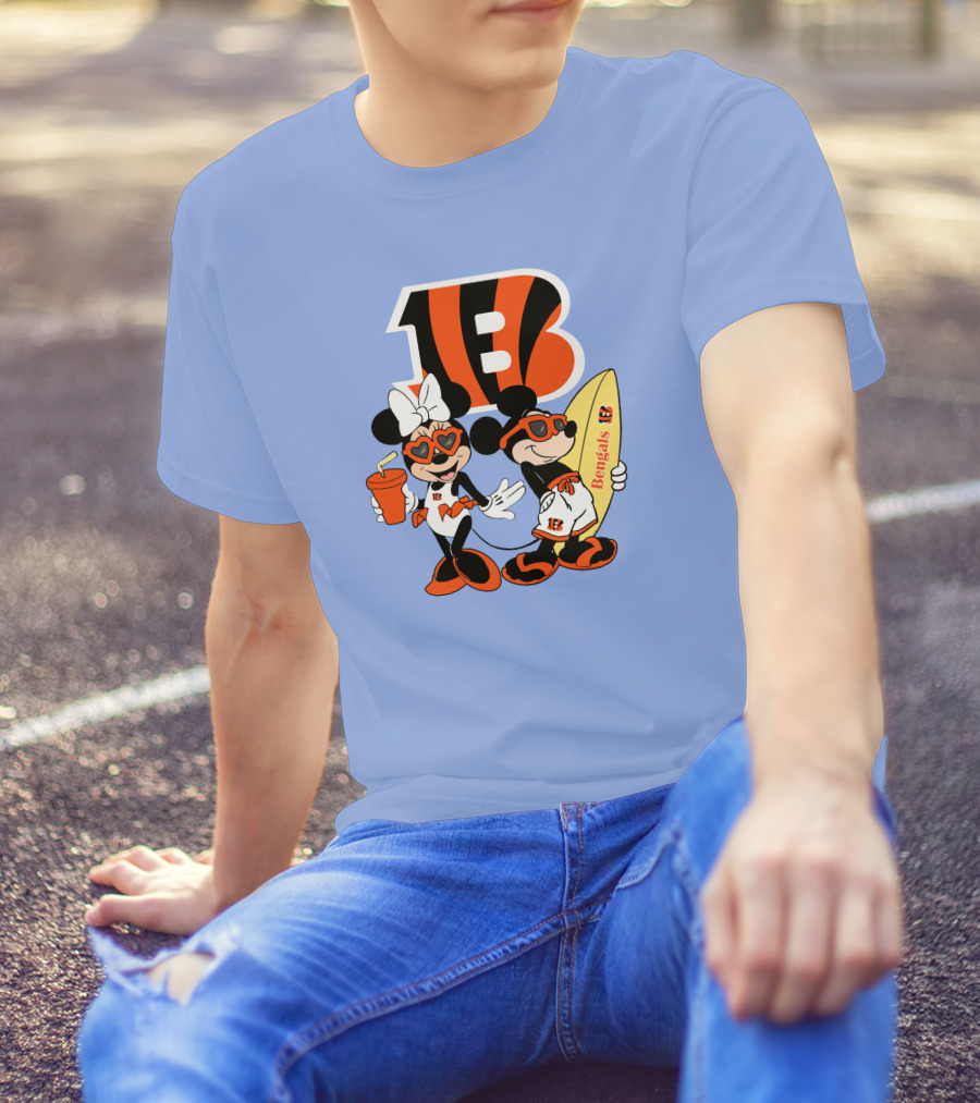 Bengals Mickey And Minnie Vacation Surfer Adventure T-Shirt