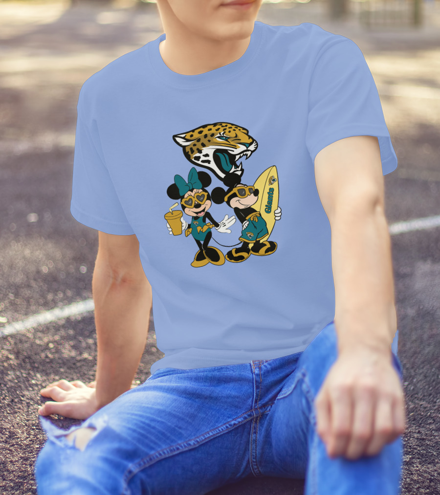 Jaguars Mickey And Minnie Happy Vacation With Surfboard And Drink T-Shirt