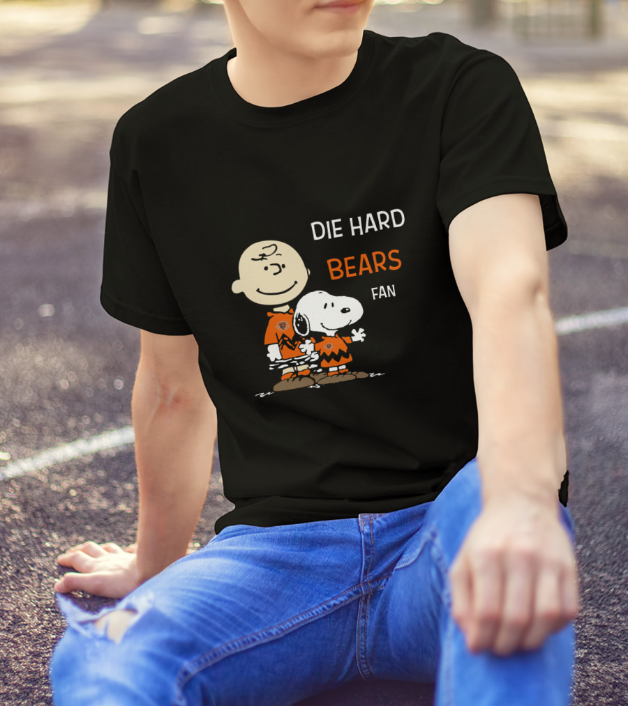 Die Hard Bears Fan Snoopy And Charlie Brown T-Shirt