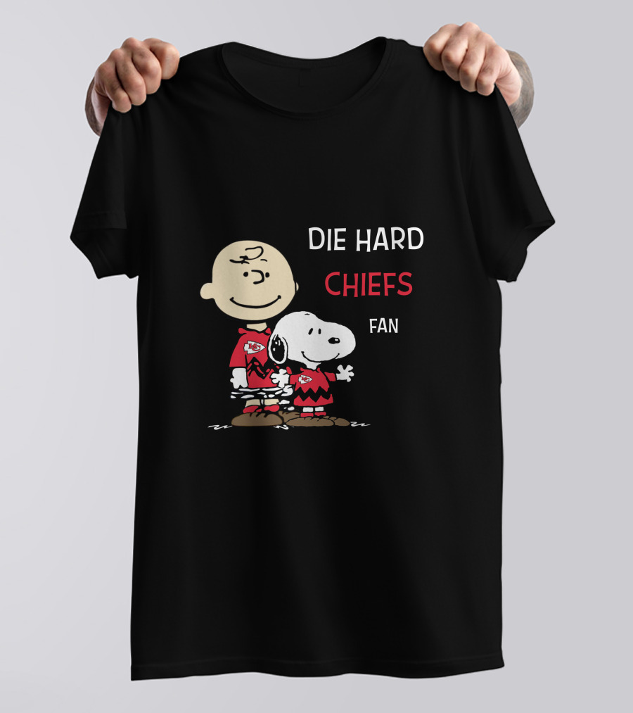 Die Hard Chiefs Fan Snoopy And Charlie Brown Kansas City Chiefs T-Shirt