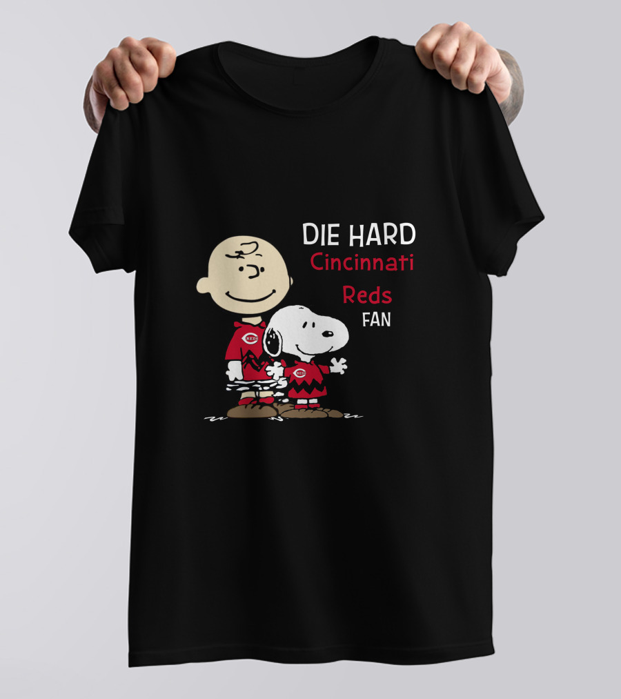 Cincinnati Reds Die Hard Fan Charlie Brown Snoopy T-Shirt