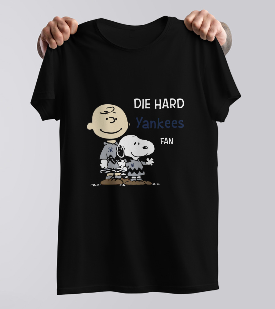 Die Hard Yankees Fan Snoopy And Charlie Brown T-Shirt