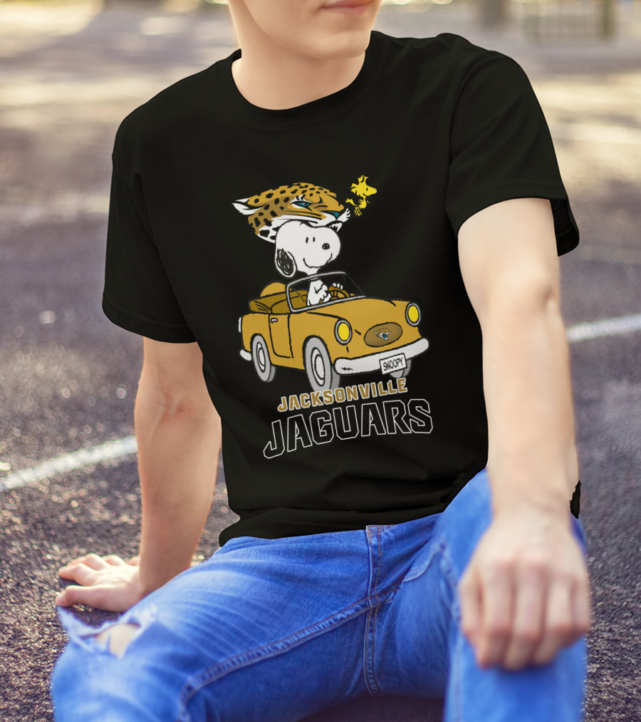 Jacksonville Jaguars Snoopy Driving Car With Woodstock T-Shirt