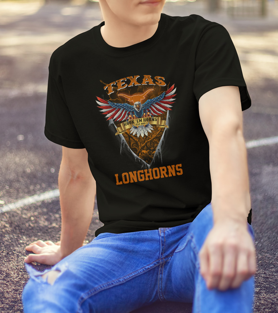 Texas Longhorns Hook 'Em Horns Est. 1883 Eagle Shield T-Shirt