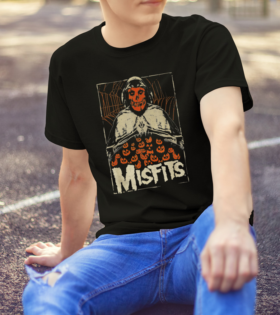 Misfits Halloween Skeleton With Jack O' Lanterns T-Shirt
