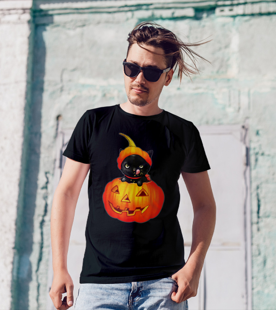 Funny Halloween Cats And Pumpkins With Scary Black Cat T-Shirt