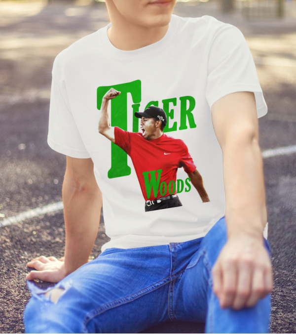 Tiger Woods Iconic Victory Pose Golf Tank Top T-Shirt