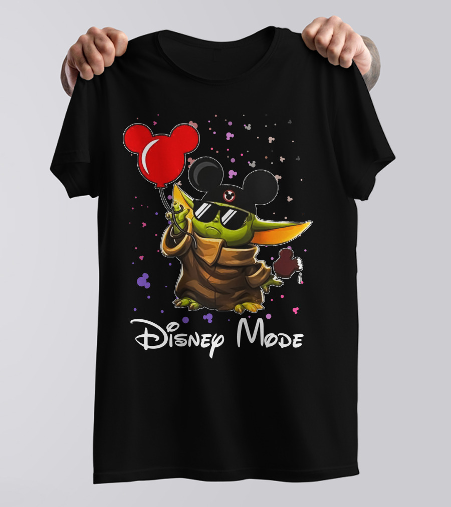 Disney Mode Baby Yoda With Mickey Balloon And Ears T-Shirt