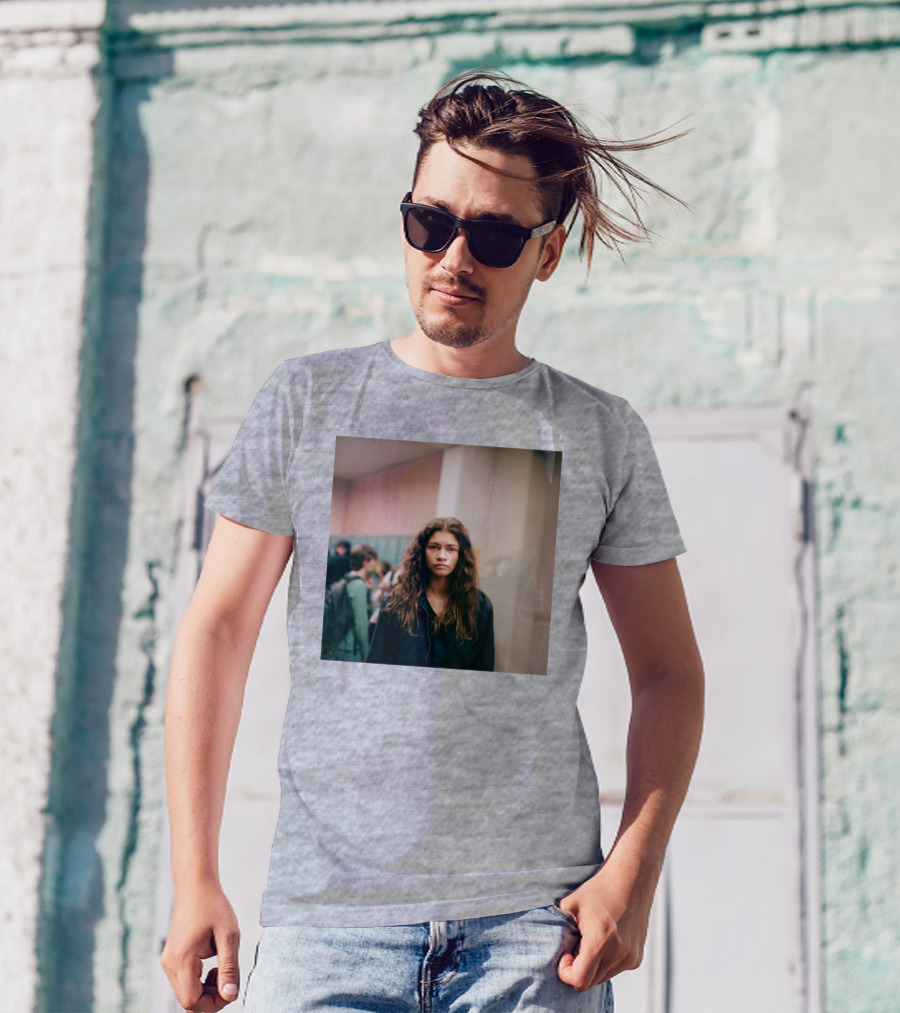 Labrinth Euphoria Season 2 Music Labrinth-Music Shop Rue Hallway Scene T-Shirt