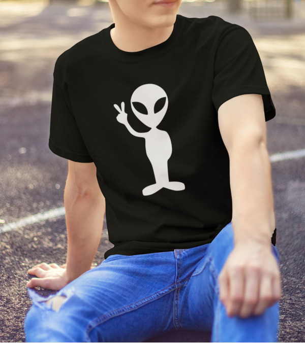 Alien Peace Hand Gesture T-Shirt