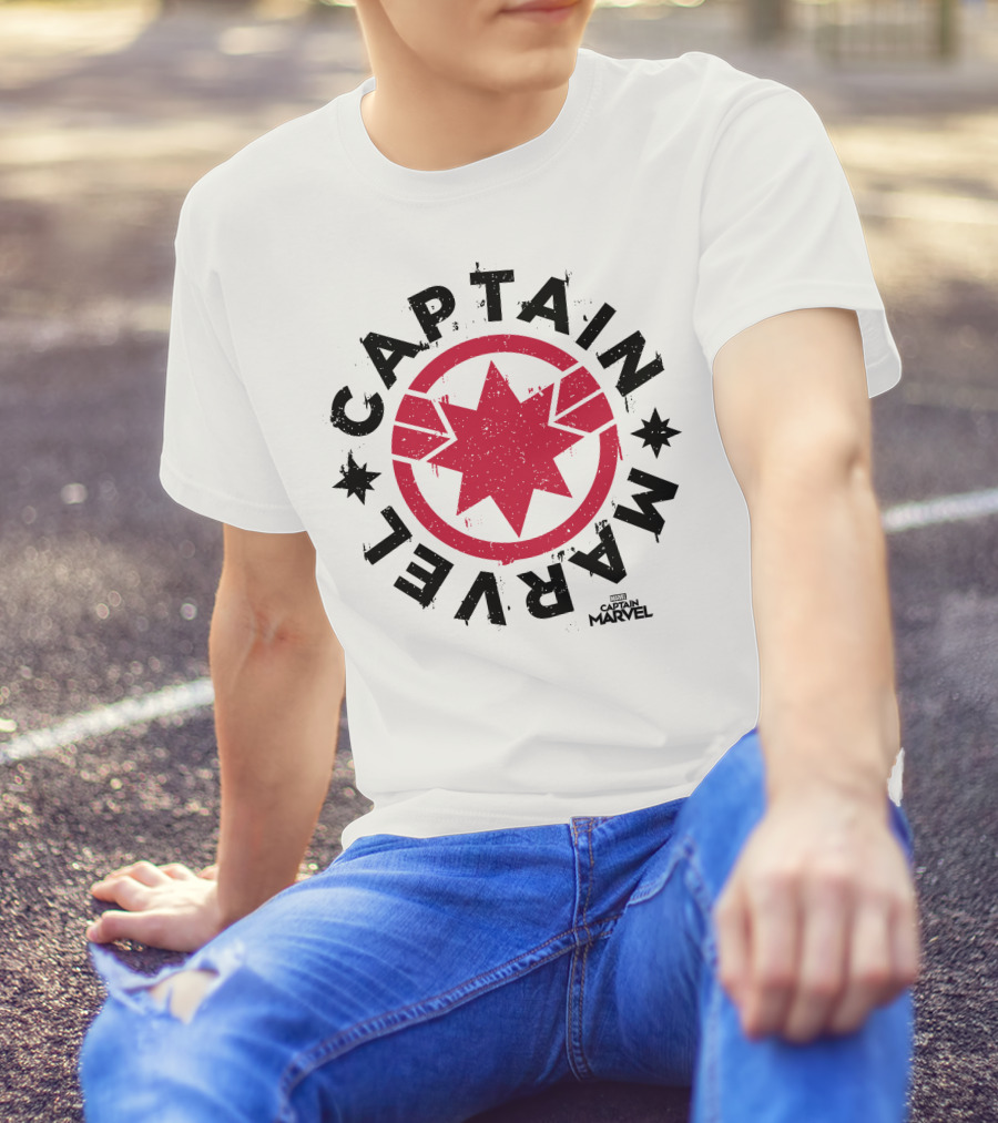 Captain Marvel Red Circle Star Emblem Distressed T-Shirt