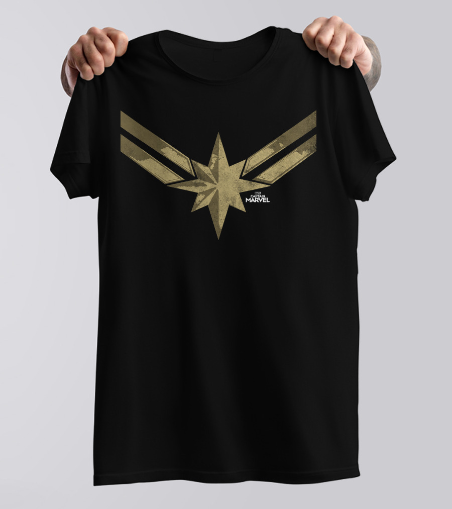 Captain Marvel Simple Gold Star Emblem With Subtle Shadow T-Shirt