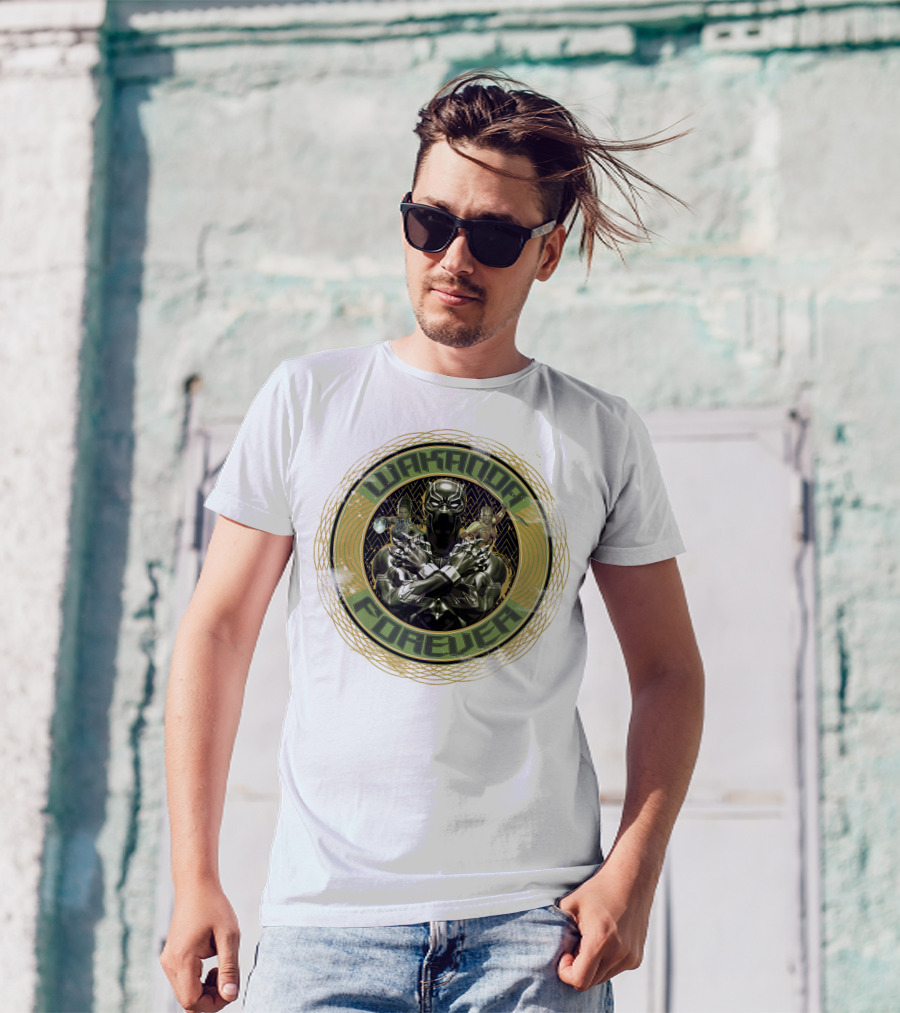 Wakanda Forever Black Panther Gold Circle Marvel T-Shirt