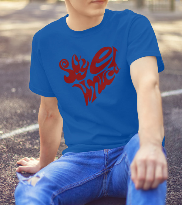 Lumbre Music Merch Soy El Unico Heart Shaped T-Shirt