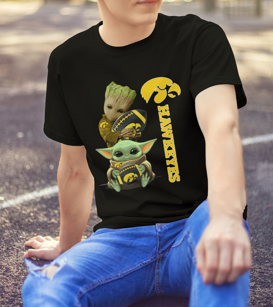 Baby Groot And Baby Yoda Hawkeyes T-Shirt