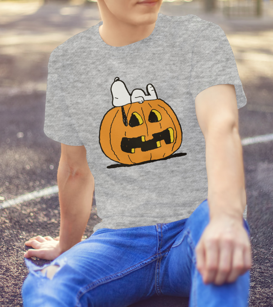 Snoopy Halloween Pumpkin Peanuts T-Shirt