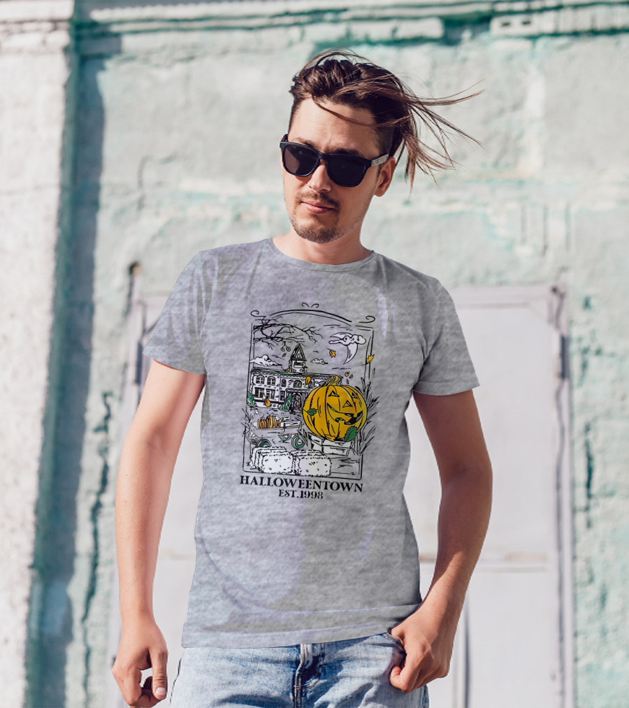 Halloweentown Est 1998 Jack-O'-Lantern And Haunted House Scene T-Shirt