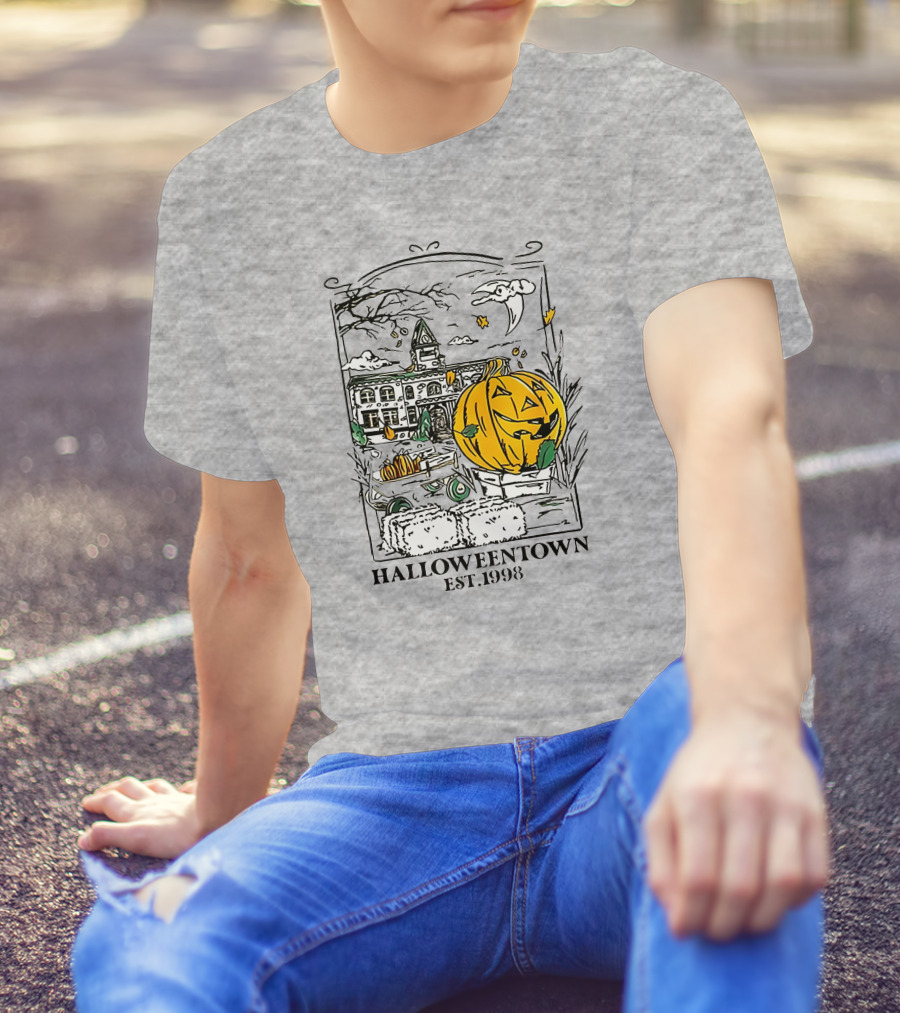 Halloweentown Est 1998 Jack-O'-Lantern And Haunted House Scene T-Shirt