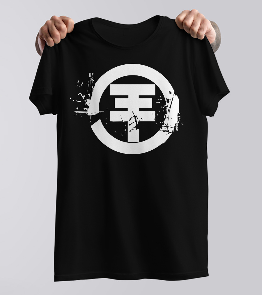 Tokio Hotel Logo Grunge Style German Rock Band T-Shirt