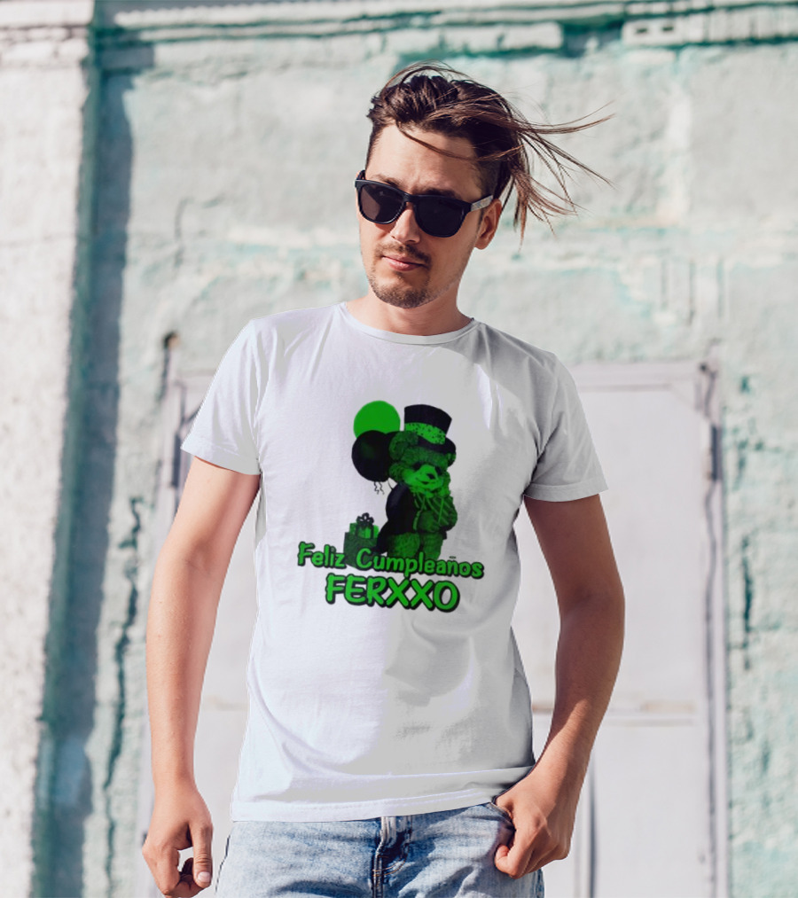 Feliz Cumpleaños Ferxxo Teddy Bear Green Balloons Black Top Hat T-Shirt