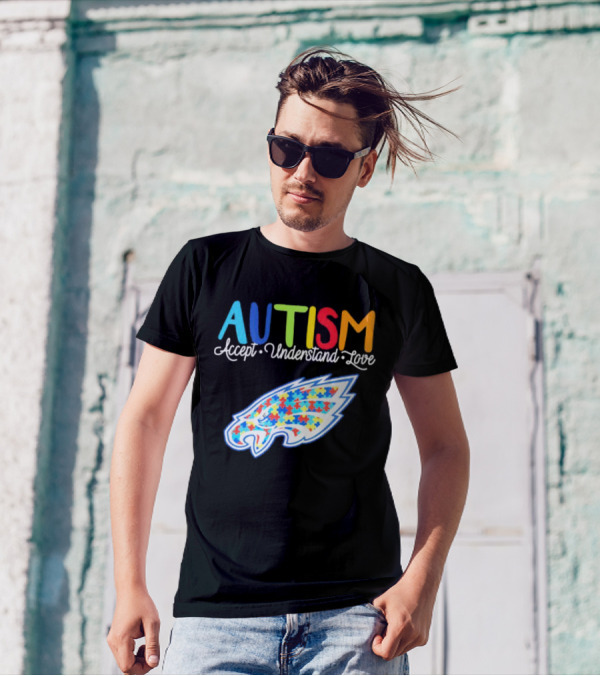 Philadelphia Eagles Autism Accept Understand Love Puzzle T-Shirt