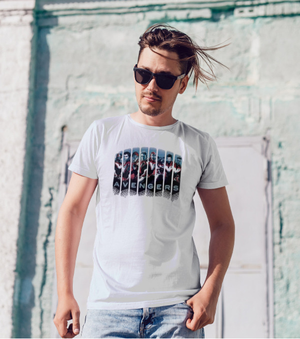 Marvel Comics Avengers Iconic Character Lineup T-Shirt