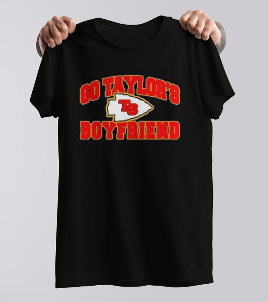 Go Taylor's Boyfriend TS Arrowhead Motif T-Shirt