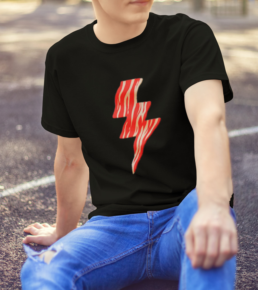Last Man On Earth Bacon Lightning Bolt Striped 로고 T-Shirt
