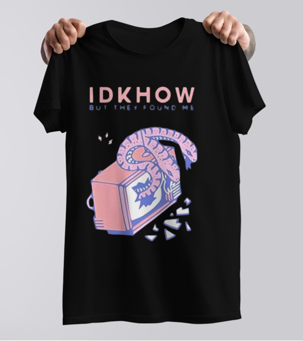 IDKhow But They Found Me Snake Crushed TV Pastel Pink Blue Image T-Shirt