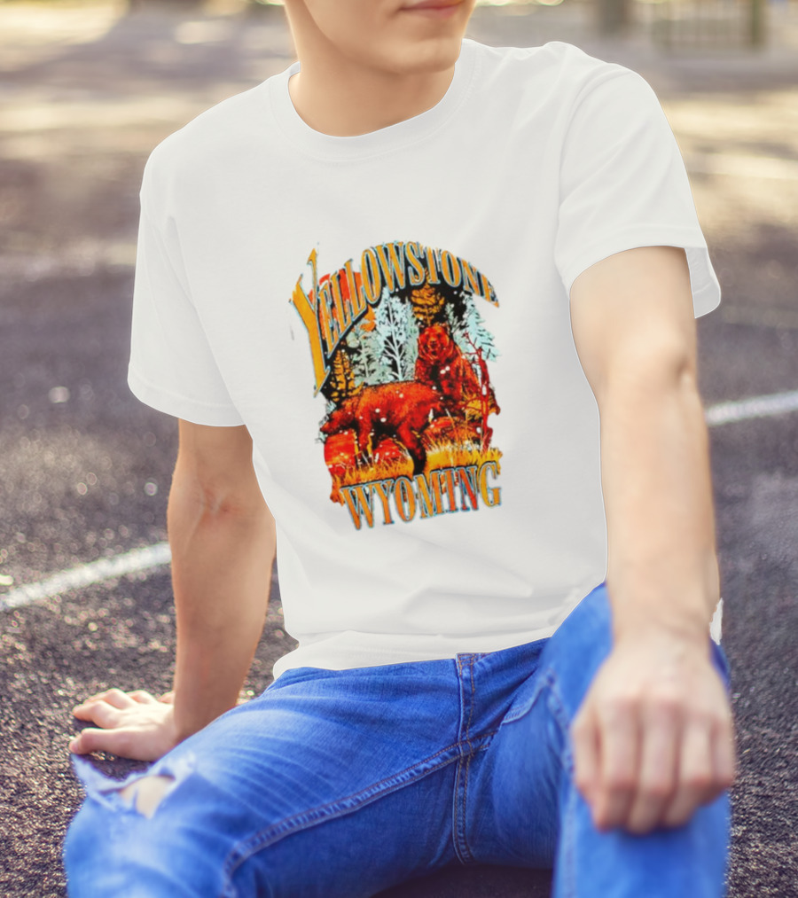 Yellowstone Wyoming Bears Wildlife Scenery T-Shirt