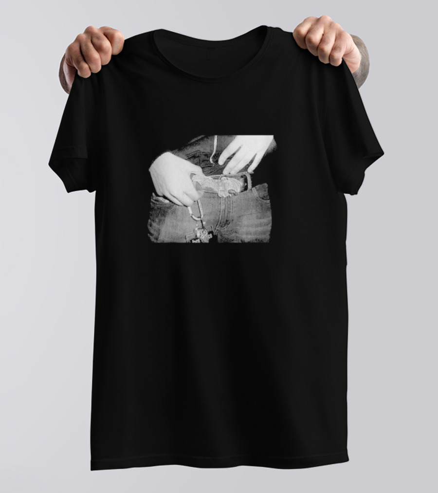 Birdloaf Bat Buckle Monochrome Close-Up T-Shirt