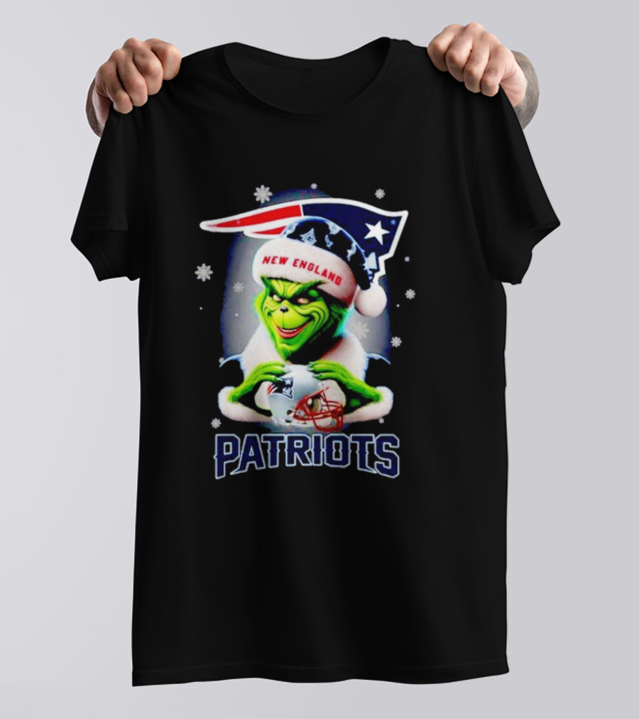 The Grinch Santa New England Patriots Christmas T-Shirt