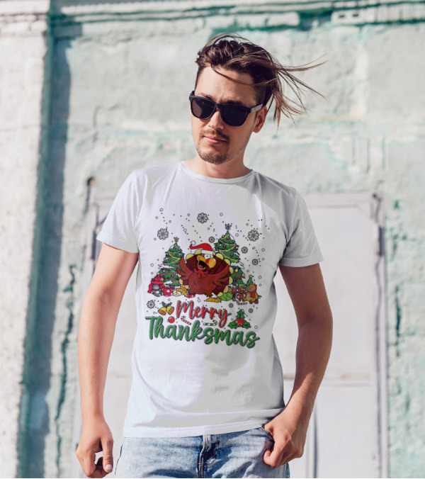 Merry Thanksmas Funny Turkey Santa Hat Christmas Trees T-Shirt