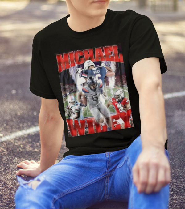 Michael Wiley Arizona Wildcats Football Dynamic On-Field Action T-Shirt