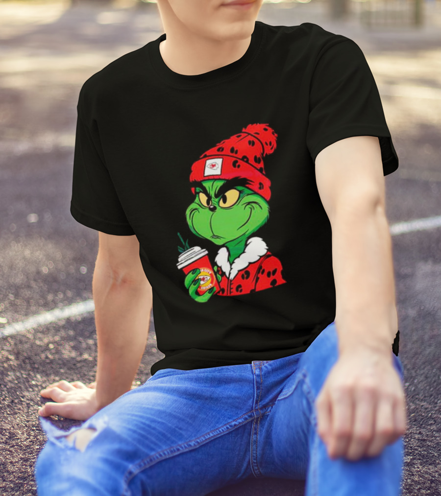 Grinch Leopard Kansas City Chiefs Coffee Beanie T-Shirt