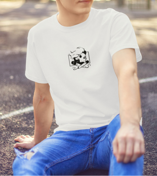 Rustage Iconic Skull And Crossbones T-Shirt