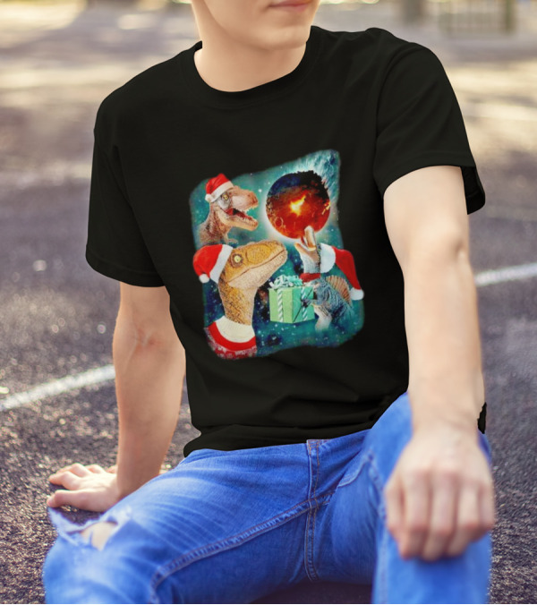 T-Rex Christmas Festive Santa Hat Dinosaur Planet Gift Explosion T-Shirt