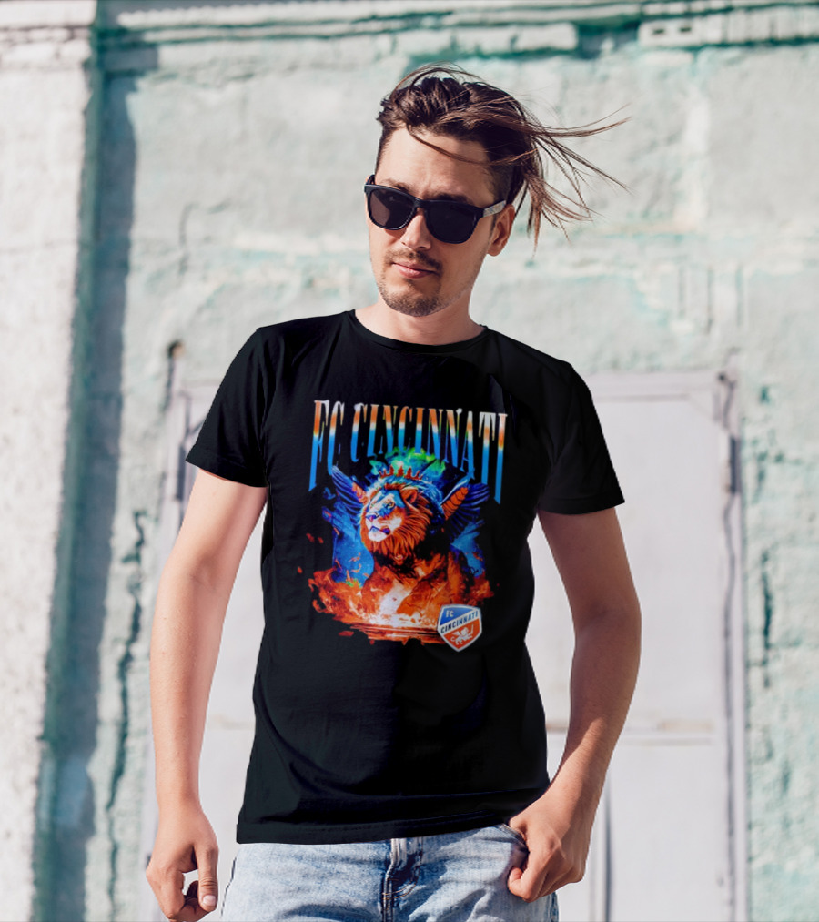 FC Cincinnati Winged Lion Fiery Crest T-Shirt