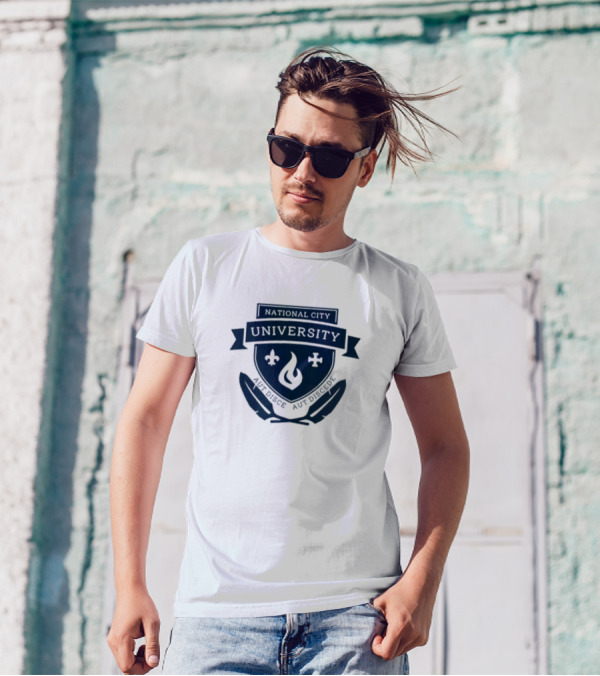 National City University Lena Luthor Aut Disce Aut Discede T-Shirt