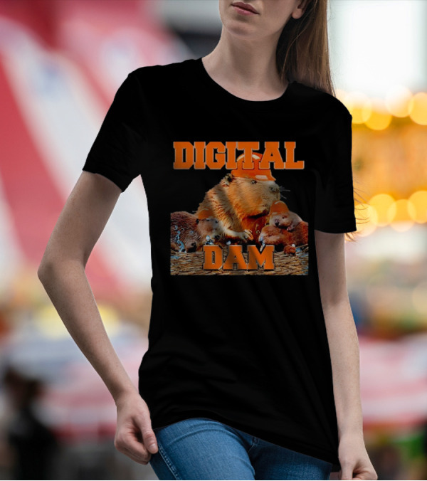 DIGITAL DAM BEAVER WITH HARD HATS T-Shirt