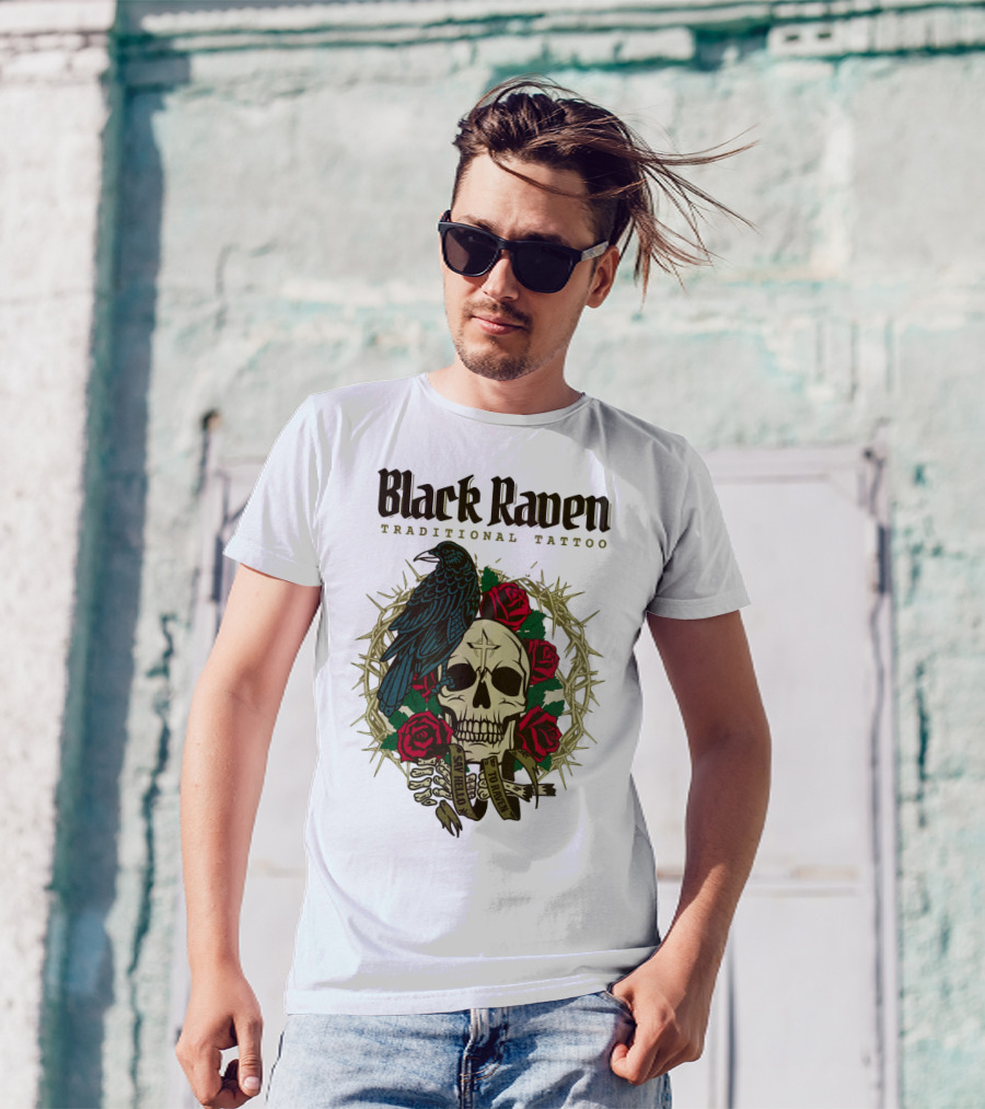 Black Raven Traditional Tattoo Skull Roses Thorns T-Shirt
