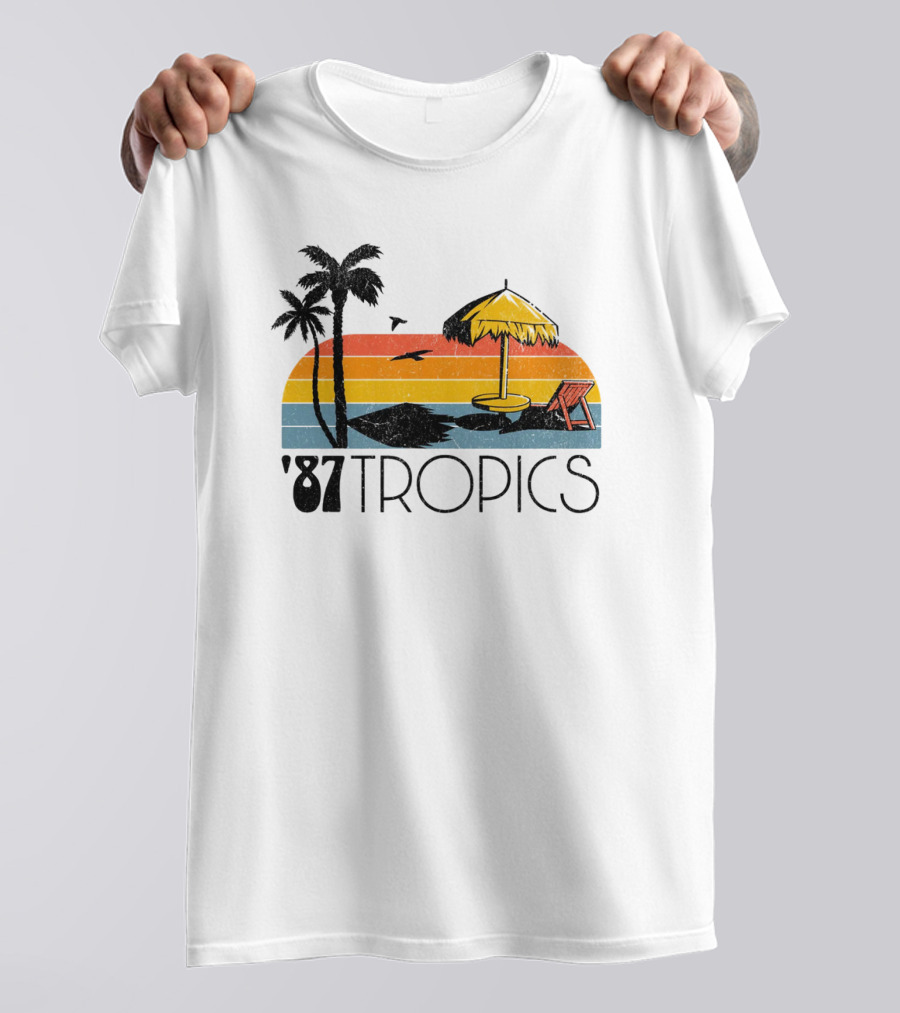 '87 Tropics Sunset Palm Beach Umbrella Scene T-Shirt