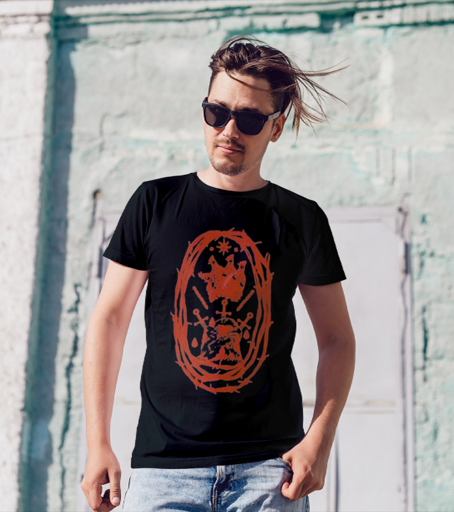 Ideologie Not Your Empire Crown Star Sword Motif T-Shirt