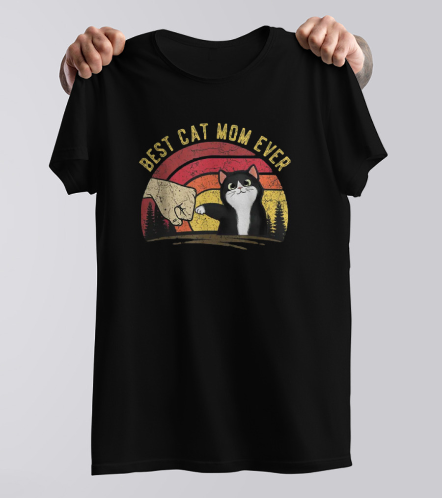Best Cat Mom Ever Vintage Cat Fist Bump Retro Sunset T-Shirt