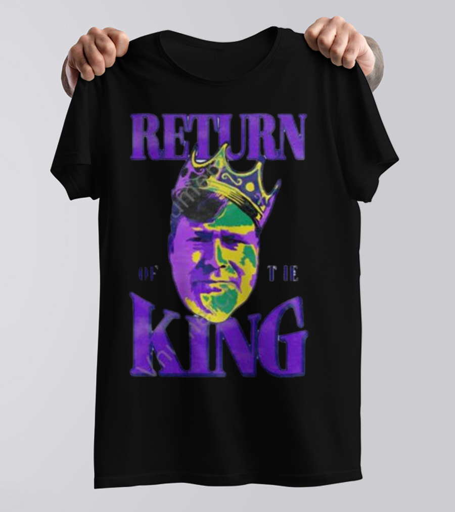 Mintzy Return Of The King Vibrant Portrait With Crown T-Shirt
