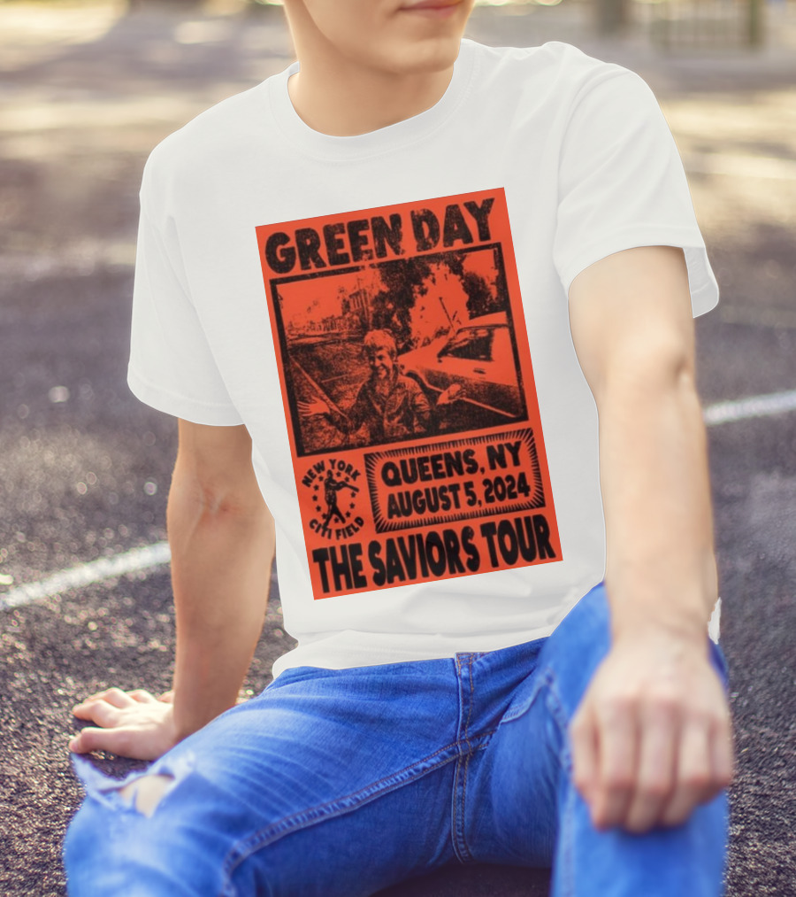 Green Day The Saviors Tour New York Citi Field Queens NY August 5 T-Shirt