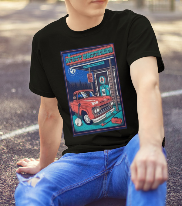 Avett Brothers St. Louis Music Park Maryland Heights Tour August 17 2024 Vintage Truck Banjo Moon Scene T-Shirt